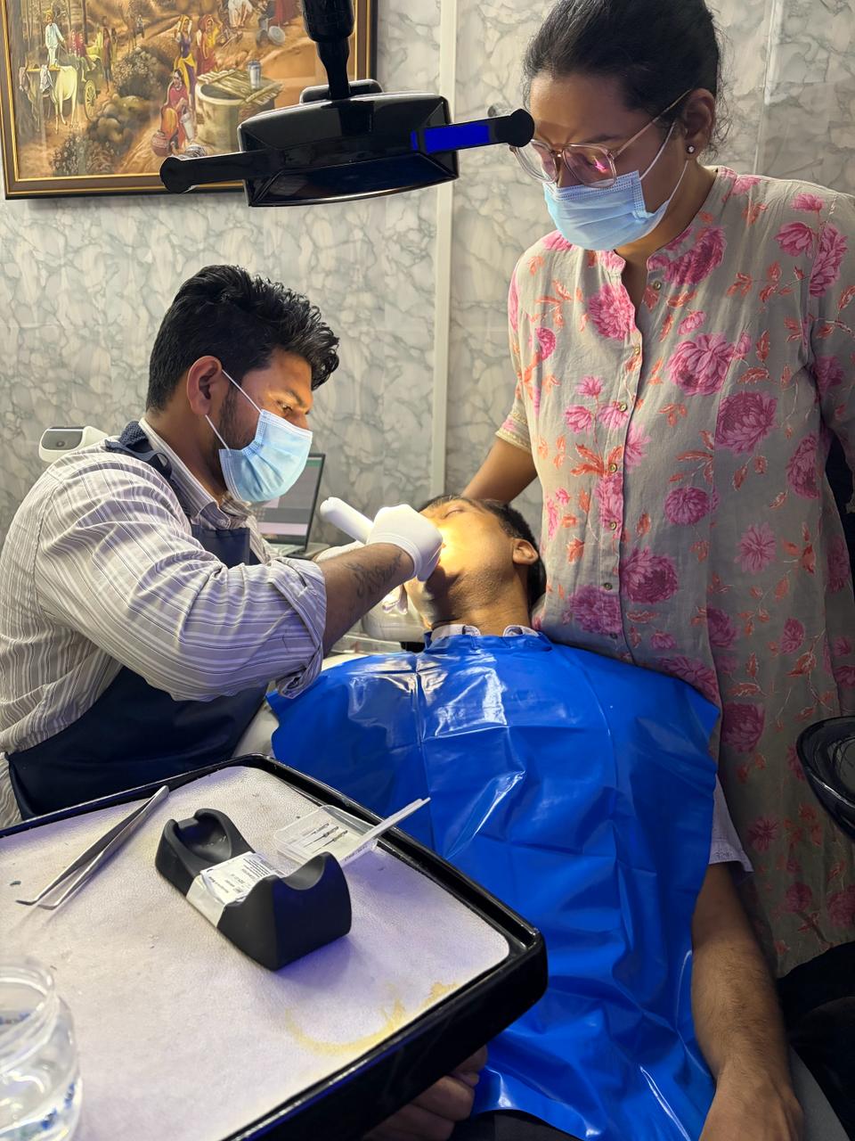 Digital imaging room at Dr. Abhishek Dental Kanpur